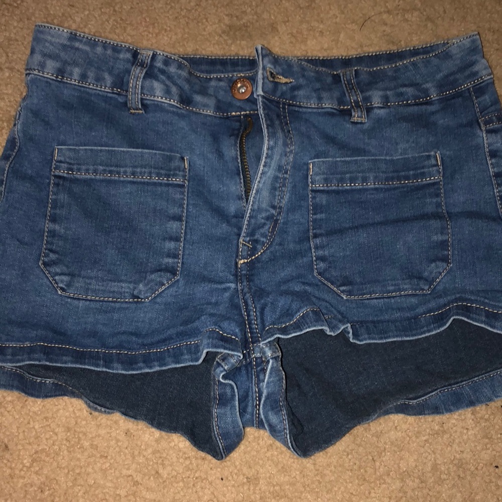 H&M basic high rise jean shorts